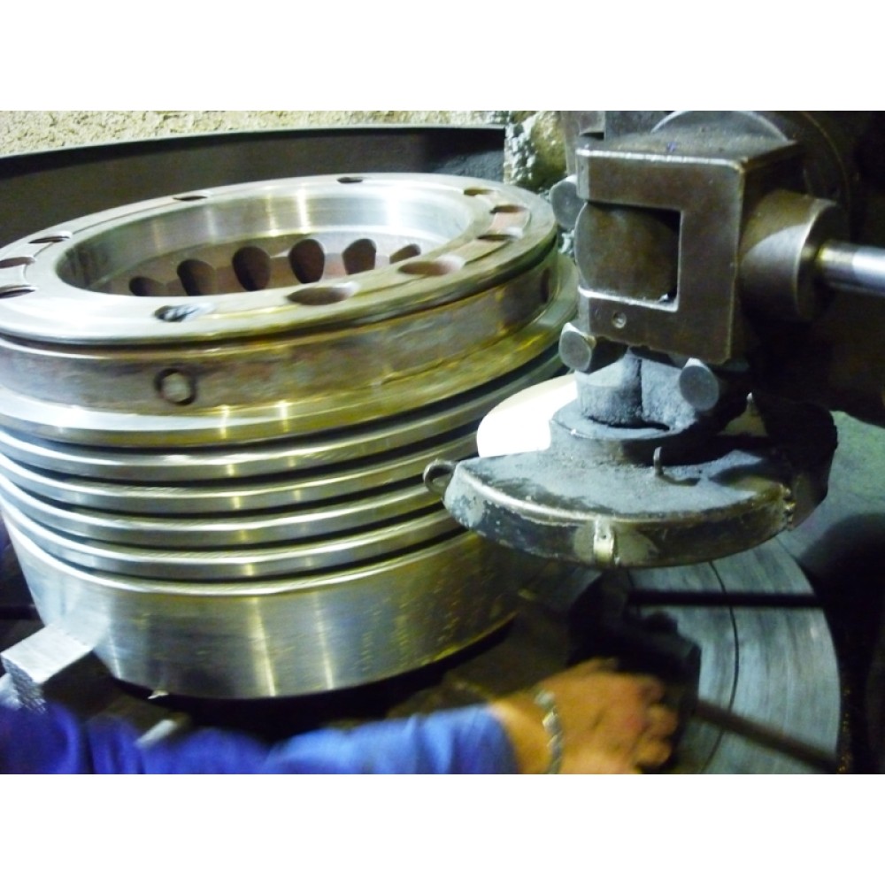 ΤΟΡΝΕΥΣΗ ΛΟΥΚΙΩΝ ΚΕΦΑΛΗΣ